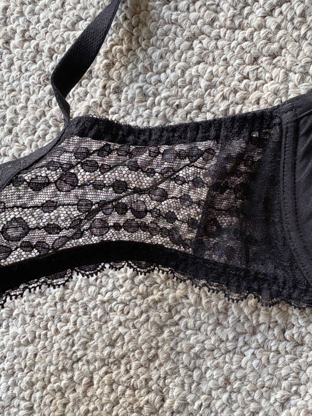 Malizia By La Perla Black Lace Bra 36D Luxury Italian Lingerie Sheer Feminine - Picture 3 of 6
